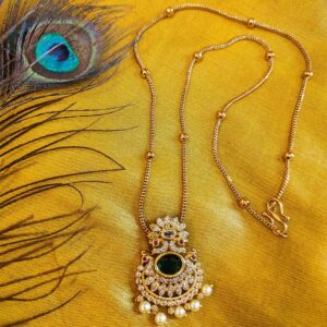 Regal Antique Gold Necklace with Green Stone & Pearl Pendant